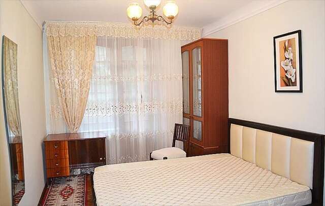 Апартаменты Central Apartments 2-room near Parliament Serghei Lazo street Кишинёв-13